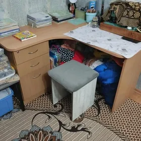 стол