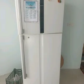 hitachi hlodilnik matory yanan