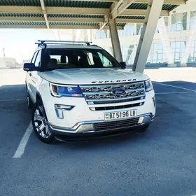 Ford Explorer 2019