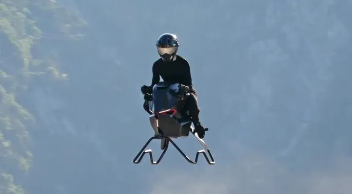 Polşaly inžener Volonaut Airbike atly innowasion uçýan ulagyny tanyşdyrdy