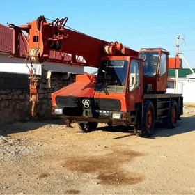 XCMG 25 1990