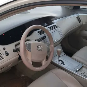 Toyota Avalon 2005