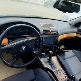 BMW 528 2000