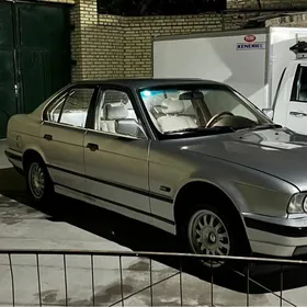 BMW E34 1990