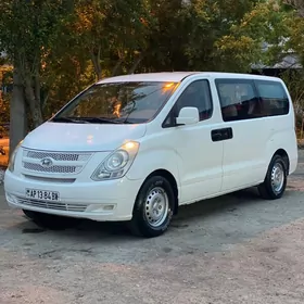 Hyundai H-1 2008