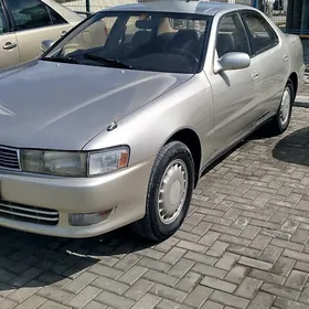 Toyota Cresta 1992