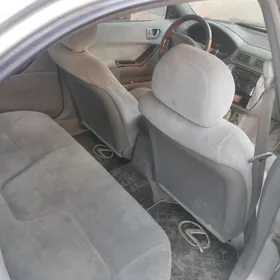 Mitsubishi Galant 1999