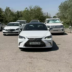 Lexus ES 350 2021