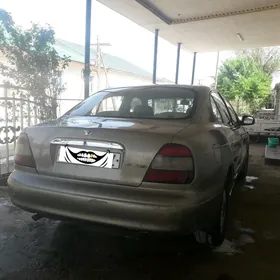 Daewoo Leganza 1998