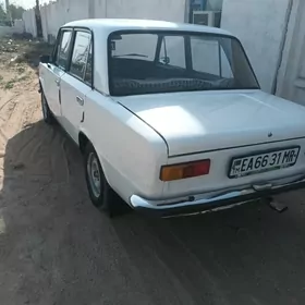 Lada 2104 1986