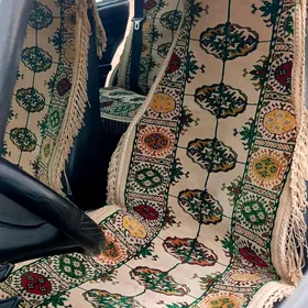 Lada2107 üçin haly komplekt