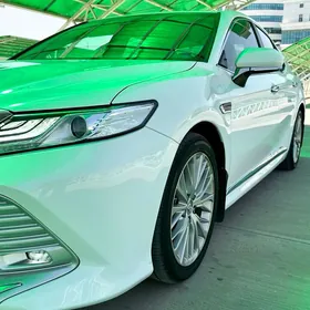 Toyota Camry 2018