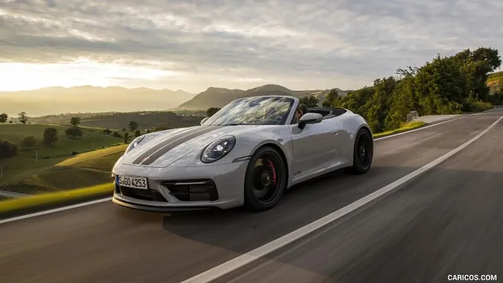Прибыль Porsche упала на 40% из-за пошлин США и снижения продаж в Китае