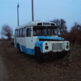 Awtobus KAWZ na zapçast - Автобус КАВЗ на запчасть