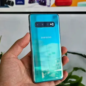 Samsung S10
