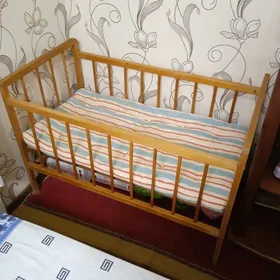 Кровать детская