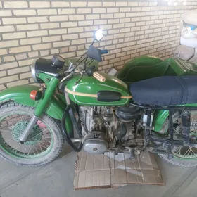 Ural 4320 2001