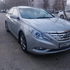 Hyundai Sonata 2012