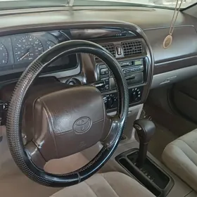 Toyota Avalon 1996