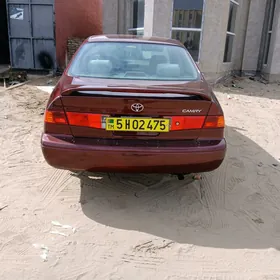 Toyota Camry 1999