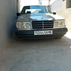 Mercedes-Benz 230E 1987