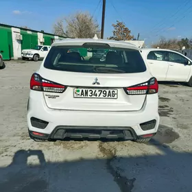 Mitsubishi Outlander Sport 2019