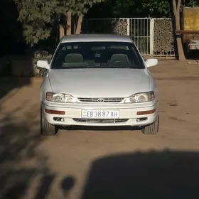 Toyota Camry 1993