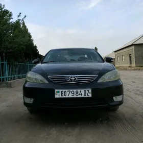 Toyota Camry 2005