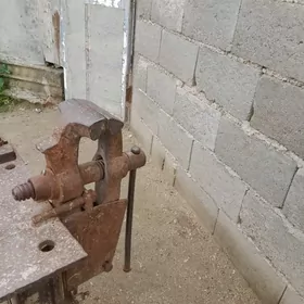 Tiski