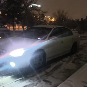 Nissan Altima 2003