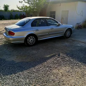 Hyundai Sonata 2005
