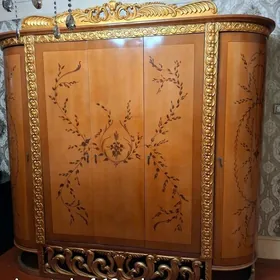 gigant șkaf