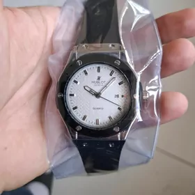 HUBLOT-dan Täze Görnüṣ