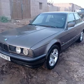 BMW 525 1989