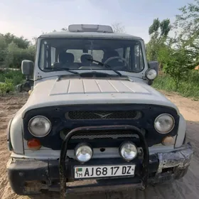 UAZ Profi 2000