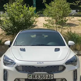 Kia Stinger 2021