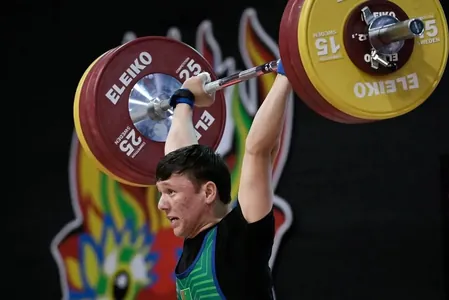 Türkmen agyr atletikaçylary Peruda ýaşlaryň arasynda dünýä çempionatynda üstünlikli çykyş etdiler