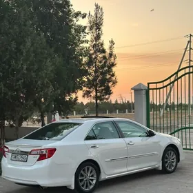 Toyota Camry 2012