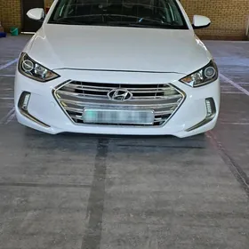 Hyundai Elantra 2018