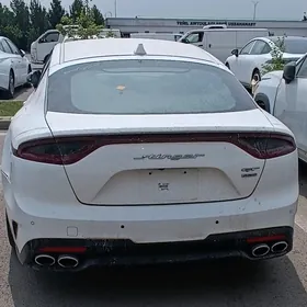 Kia Stinger 2021