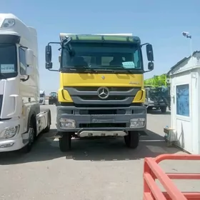 Mercedes-Benz ACTROS 3331 2013