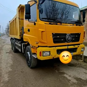 Howo Sinotruk 2013