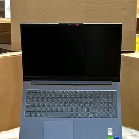 RTX 4050 / i7-12 / RAM 12GB