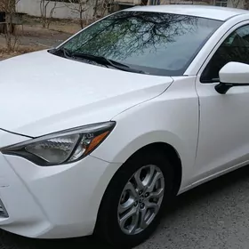 Toyota Yaris iA 2017