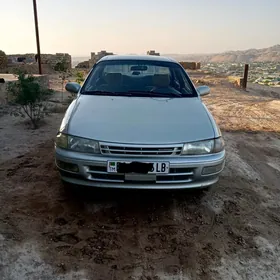 Toyota Carina 1993