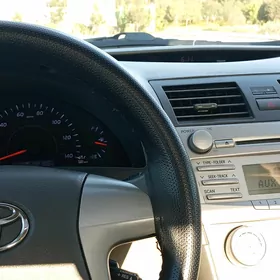 Toyota Camry 2010
