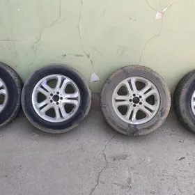 MERSEDES-BENZ