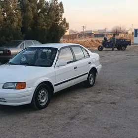 Toyota Tercel 1995