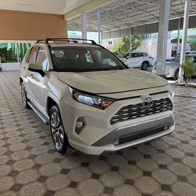 Toyota RAV4 2022