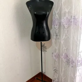 Moniken